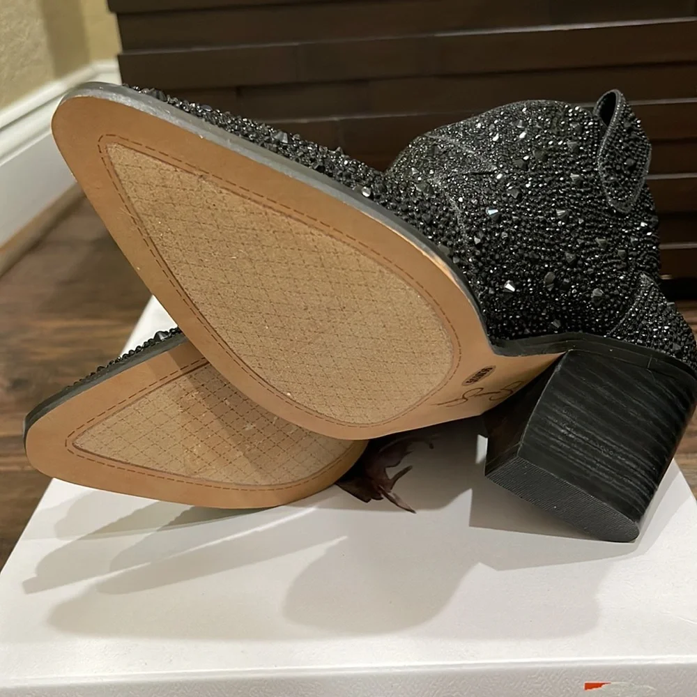 Jessica Simpson  Zadie Bootie Size 5.5